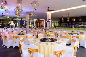 Nhà Hàng Chi's Restaurant - Ẩm Thực Âu Á