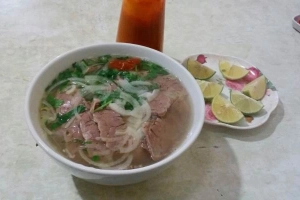 Quán Ăn Chiến Còi - Phở Bò