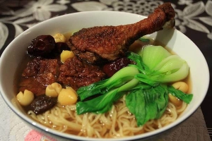 Quán Ăn Mì Gia Chợ Lớn - Triệu Việt Vương