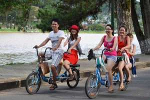 Cho Thuê Xe Đạp - Lê Thị Hồng Gấm