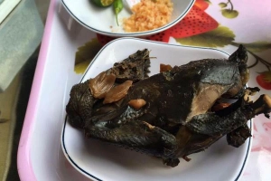 Quán Ăn Chú Dũng - Gà Ác Tiềm Thuốc Bắc