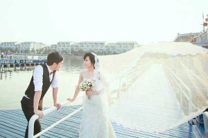 Chụp hình cưới Ảnh Viện Áo Cưới Romantic - Lạc Long Quân