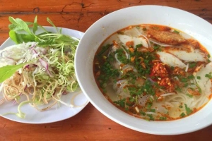 Quán Ăn Chú Tư - Bánh Canh Chả Cá