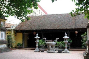Chùa Bà Đá