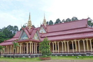 Chùa Rum Đuôl