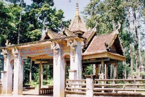 Chùa Sam Rông Ek - Kho Dầu