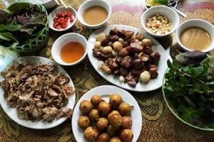 Chung Cúc - Dê Núi & Vịt Trời Đủ Món