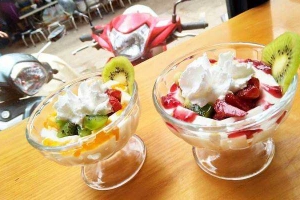 Clammy - Cafe, Yogurt & Cream
