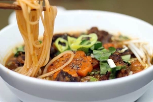 Quán Ăn Cô Ba - Bún Bò & Bò Kho
