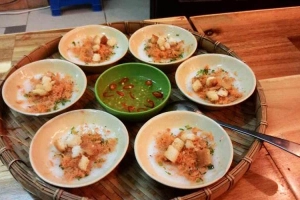 Quán Ăn Cỏ Ba Lá - Chè Khúc Bạch, Bánh Bèo Chén