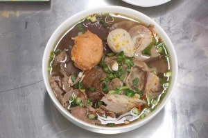Quán Ăn Cô Châu - Bún Bò & Hủ Tiếu Bò Kho