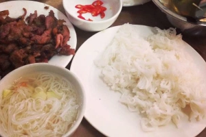 Cô Dung - Bún Chả