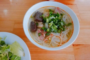 Quán Ăn Cô Hà - Bún Bò Huế