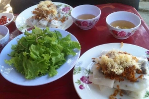 Cô Hòa - Bánh Cuốn, Bún & Bánh Mì