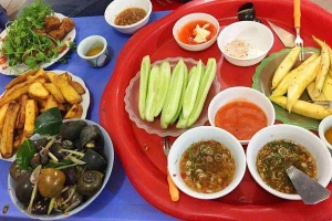 Cô Hoài - Ăn Vặt Sinh Viên