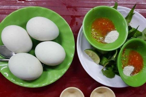 Cô Hồng - Hột Vịt Lộn & Ăn Vặt