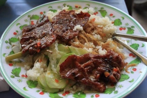 Quán Ăn Cô Hương