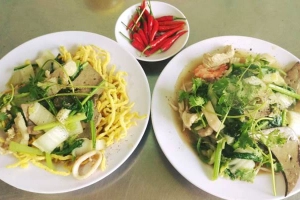 Quán Ăn Cô Lan - Hủ Tiếu Xào, Mì Xào Giòn & Cơm Chiên Dương Châu