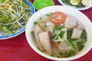 Quán Ăn Cô Lý - Bánh Canh, Bún Chả Cá Ninh Hòa & Chè Chuối Nướng