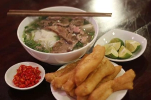 Quán Ăn Cô Lý - Bún Bò Huế & Phở Bò