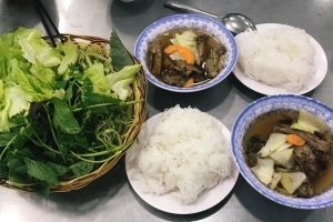Quán Ăn Cô Năm - Bún Chả Hà Nội