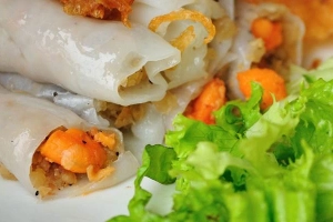 Quán Ăn Cô Tám - Bánh Cuốn Nóng