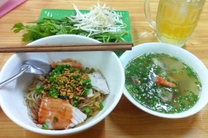 Quán Ăn Cô Tám - Hủ Tiếu Sa Đéc, Bánh Canh & Hoành Thánh