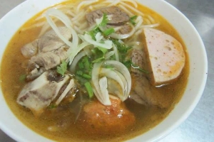 Quán Ăn Cô Trinh - Bún Bò & Bún Riêu