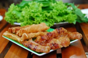 Quán Ăn Cô Tư - Nem Nướng, Gỏi Cuốn & Cơm Bò Lúc Lắc
