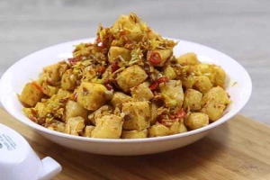 Cô Tư - Quán Ăn Bình Dân