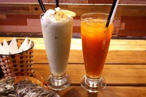 Cốc Cafe - Hoa Sứ