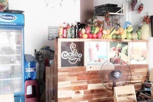 Coffee Dế Mèn