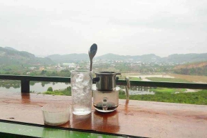 Coffee - Đường Trục