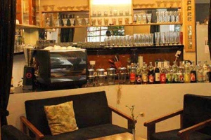 Coffee House - Ngã 4 Phú Nhuận