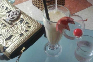 Coffee & Kem Bốn Mùa