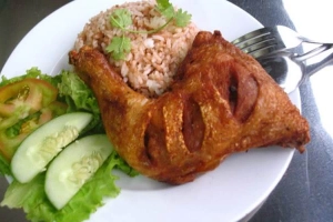Quán Ăn Cơm Gà Dân Ký