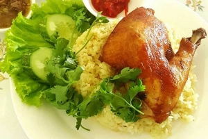 Quán Ăn Cơm Gà Gia Trần