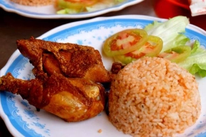 Quán Ăn Cơm Gà Hồng Nam