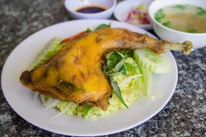 Quán Ăn Cơm Gà Huệ