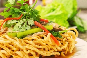 Quán Ăn Cơm Gà & Mì Xào Giòn