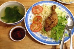 Quán Ăn Cơm Gà Xối Mỡ 268 - Nguyễn Văn Đậu