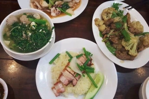 Quán Ăn Cơm Gà Hải Nam & Xối Mỡ - Cao Thắng
