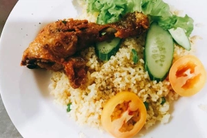 Quán Ăn Cơm Gà Xối Mỡ - Đoàn Văn Bơ