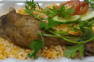 Quán Ăn Cơm Gà Xối Mỡ Minh Ký - Tỉnh Lộ 10