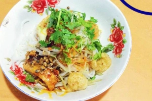Quán Ăn Cơm Hến Hồng Thủy