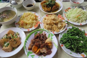 Quán Ăn Cơm Ngọc Cầm