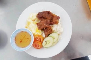 Quán Ăn Cơm Sườn Thủy Tiên