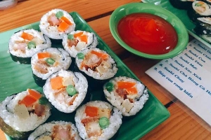 Quán Ăn Cơm Sushi Cô Thắm