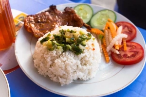 Quán Ăn Cơm Tấm 111