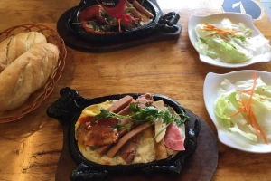 Quán Ăn Cơm Tấm & Bò Né